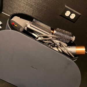 Dyson Hair Styling Set in Black and Gold